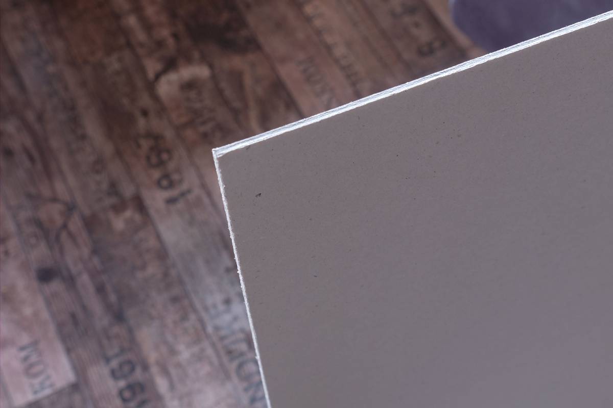 Graupappe_nah-1200×800.jpg Graupappe_nah-1200x800.jpg