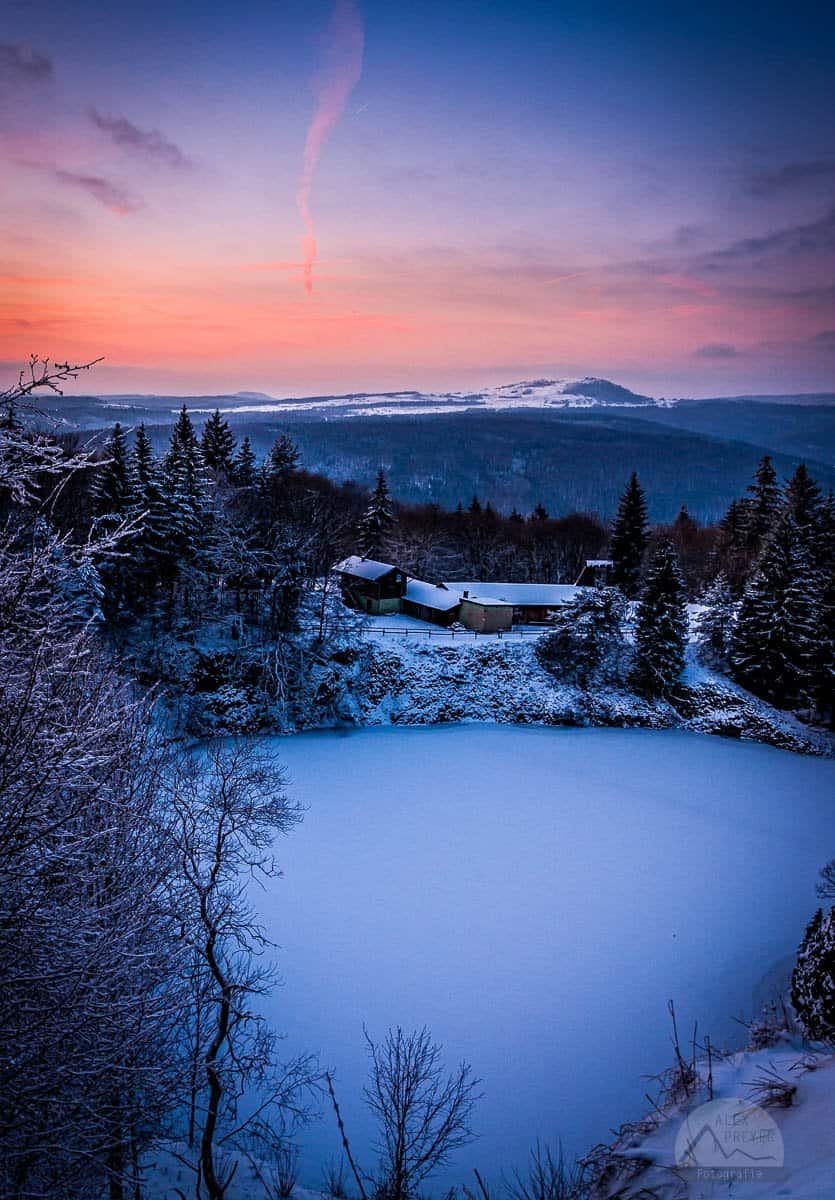 Eisige Kälte und Schnee am Kreuzberg